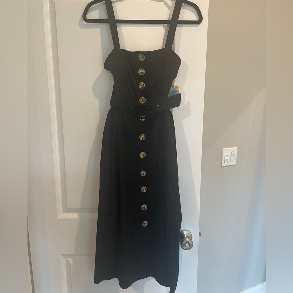 Forever 21 black midi dress size Small